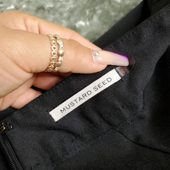 Mustard Seed Sequin Envelope Skort - Picture 8 of 9